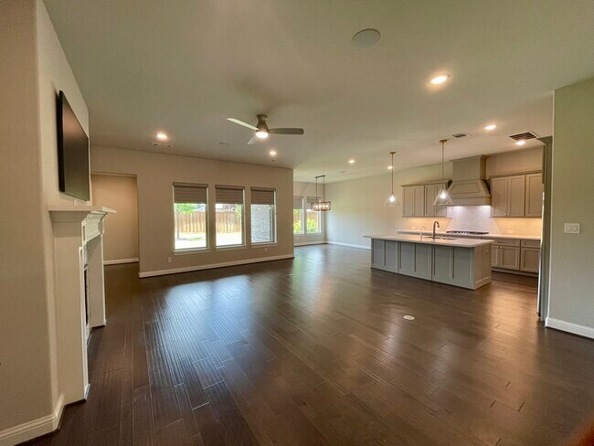 Building Photo - 28162 Briarwood Pass