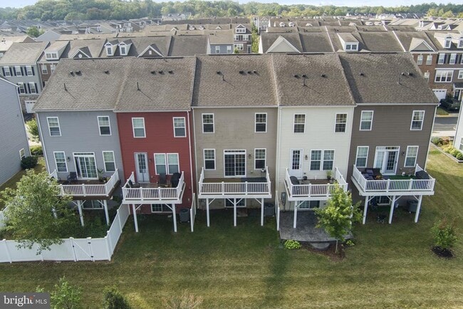 Building Photo - 10541 Hinton Wy