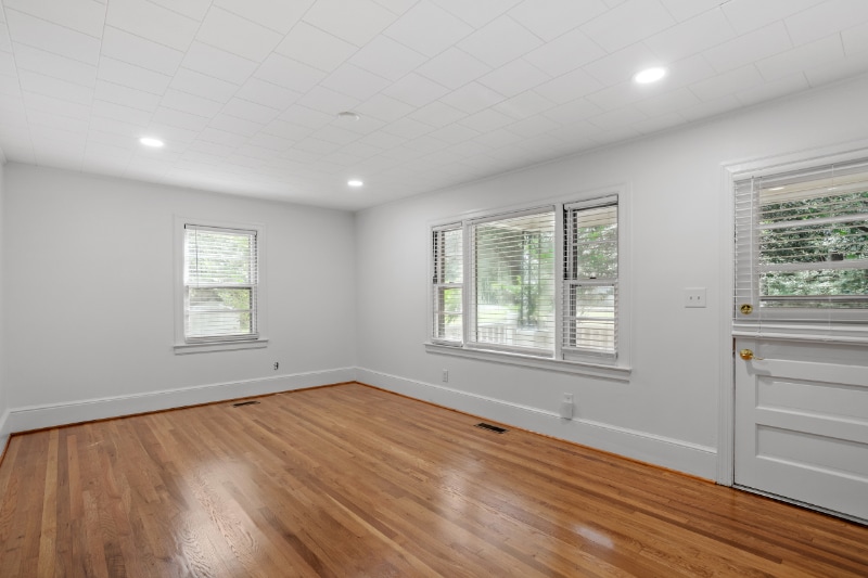 Building Photo - 3012 Durham Rd