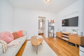 Building Photo - 1 bedroom in NEW YORK NY 10018