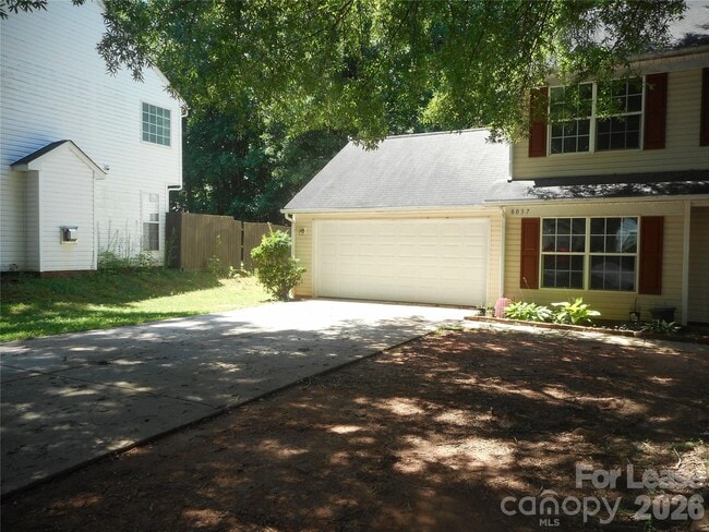 Building Photo - 8037 Shiny Meadow Ln