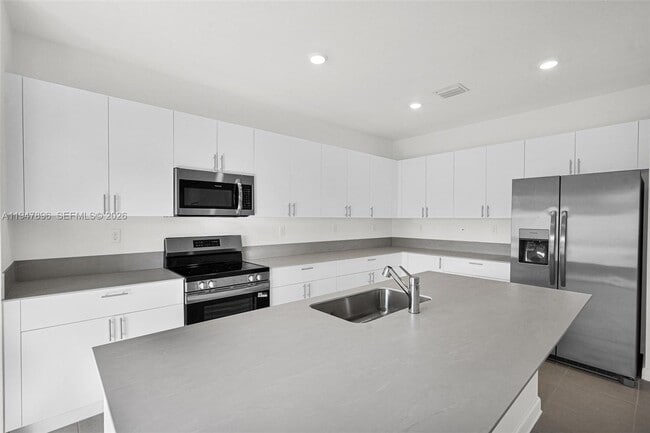 Building Photo - 27210 SW 159th Path