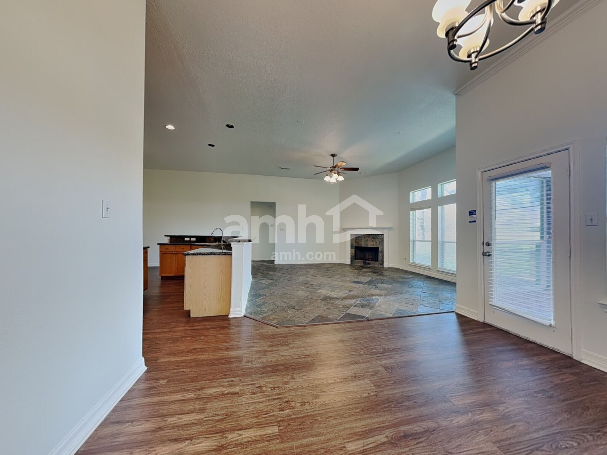 Building Photo - 7722 Heron Lakes Dr