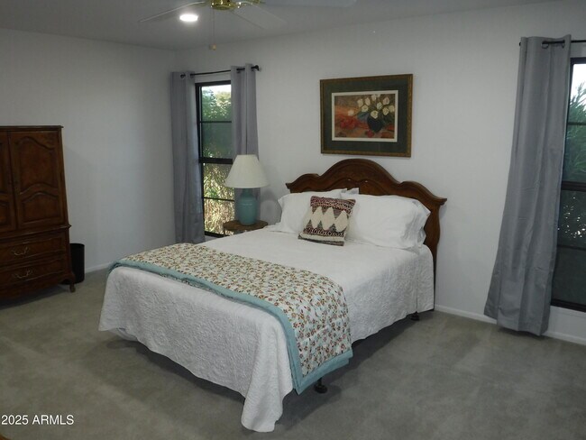 Building Photo - 12930 W Seville Dr