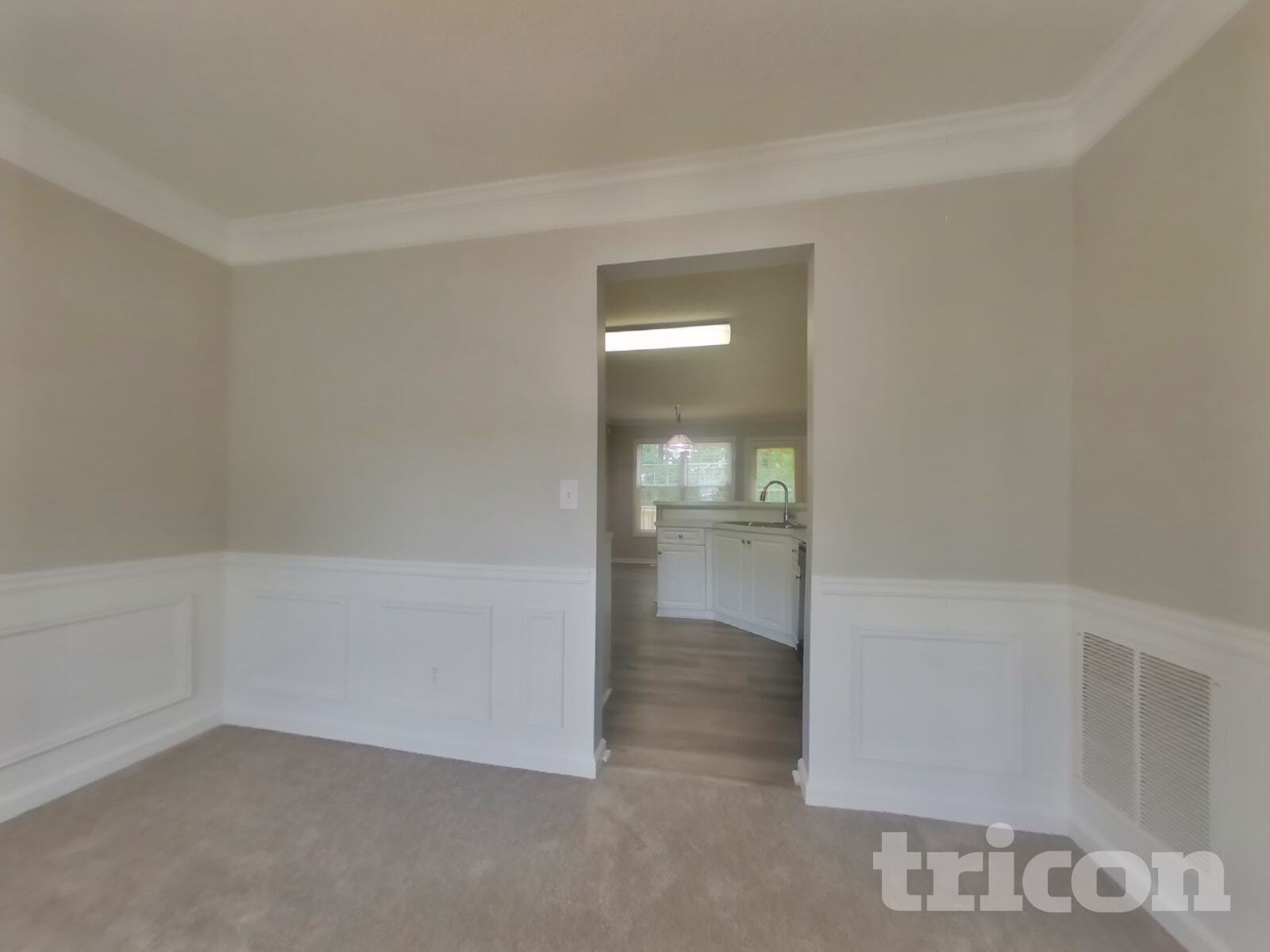 Building Photo - 4013 Mt Vernon Dr