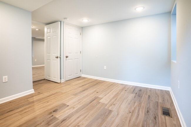 Building Photo - 38 Mill St