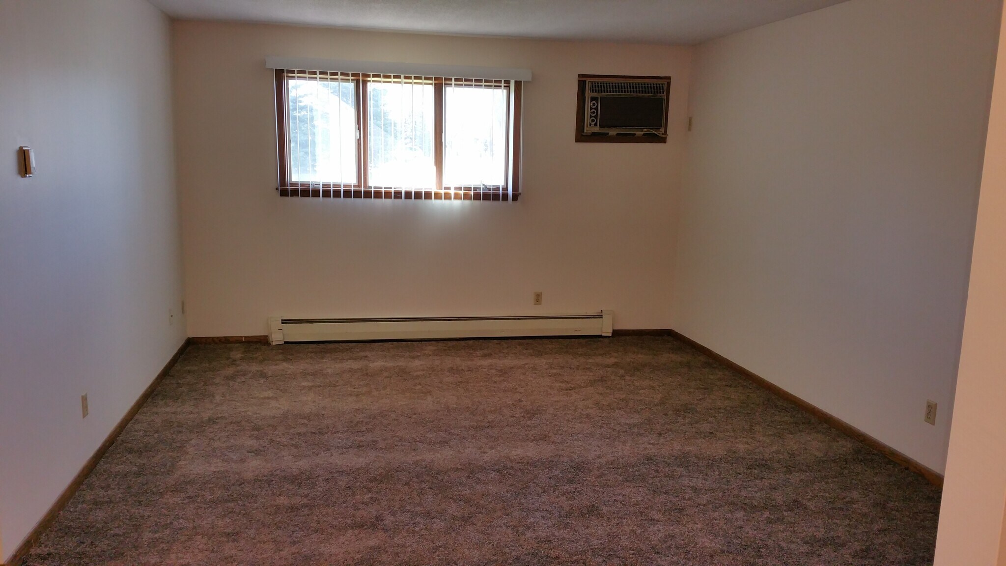 Building Photo - 1711 Northway Dr