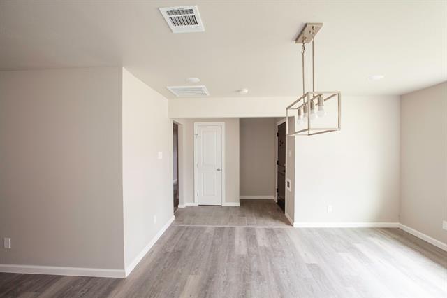 Building Photo - 2386 Chart Dr