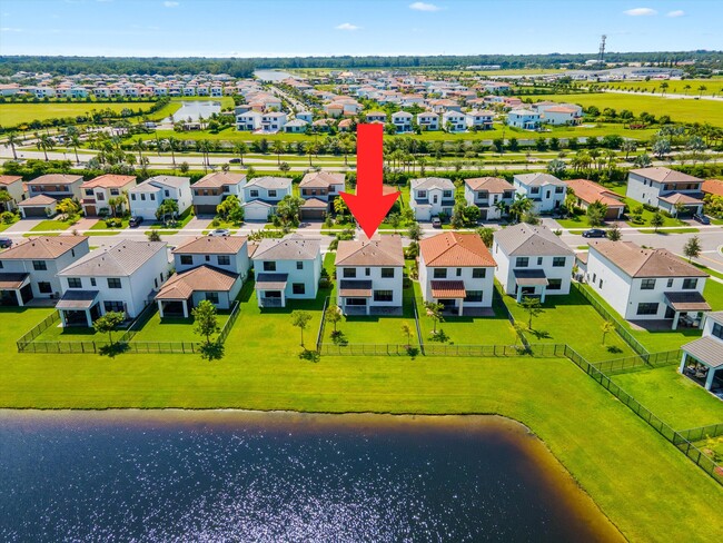 Building Photo - 16259 Sandy Shore Dr