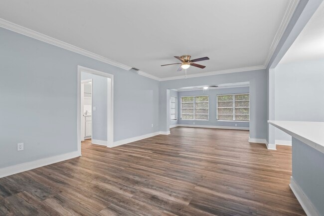 Building Photo - 2192 Belmar Dr