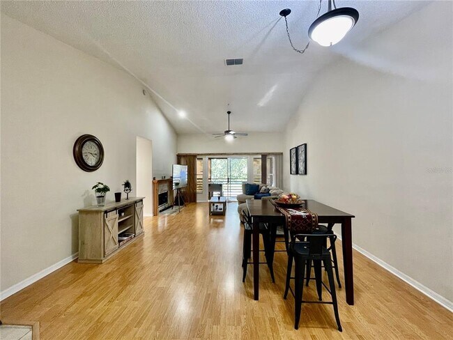 Building Photo - 2960 Cottage Grove Ct