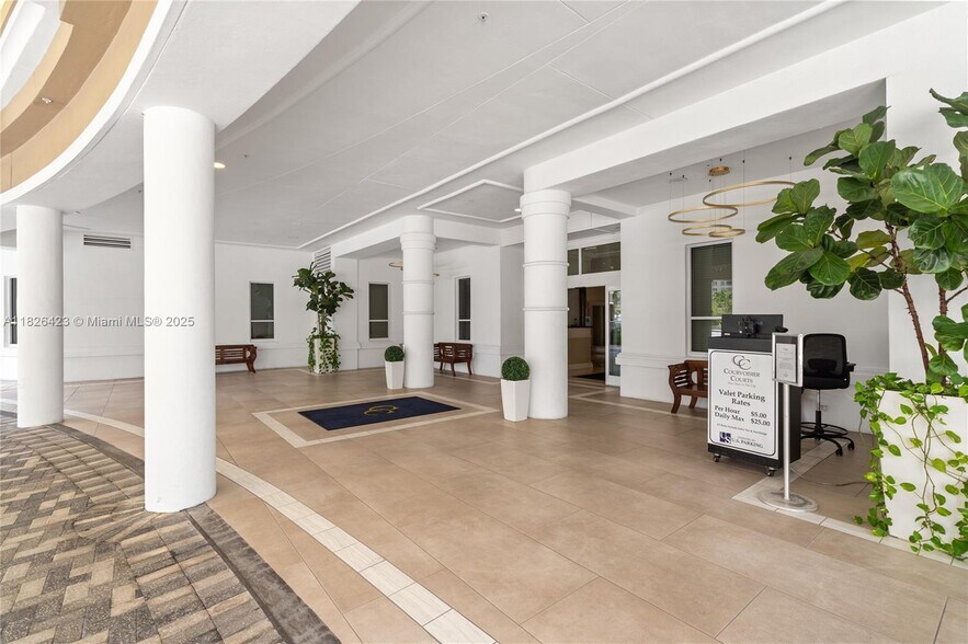 Building Photo - 701 Brickell Key Blvd