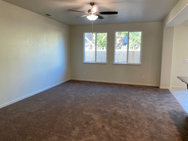 Building Photo - NEWER 3 Bedroom 2 Bath Home For Rent in Gated Community