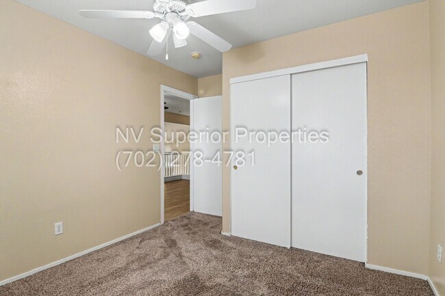 Building Photo - NW!! 4 bedrooms!! Bed & Bath DownStairs!!! RV Parking!!! Synthetic Grass Front yard!! Real Grass ...