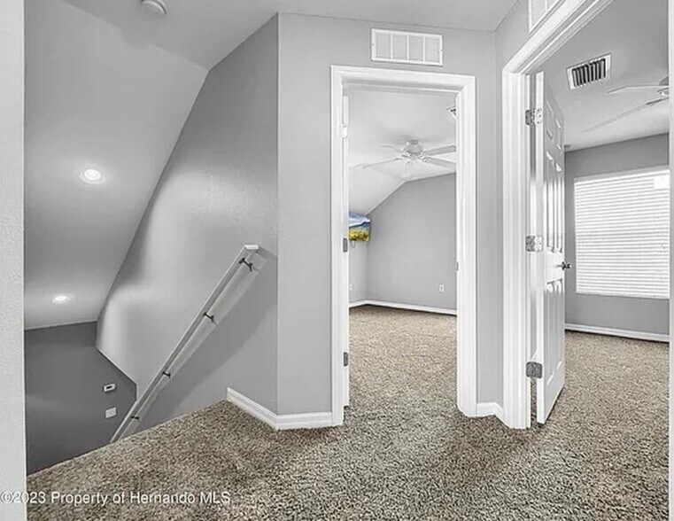 Building Photo - 9324 Southern Charm Cir
