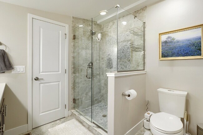 Building Photo - Charming Home in the Baker Neighborhood!