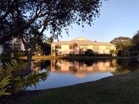 Building Photo - 3366 Mermoor Dr