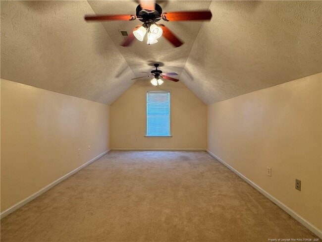 Building Photo - 245 Wood Valley Ln