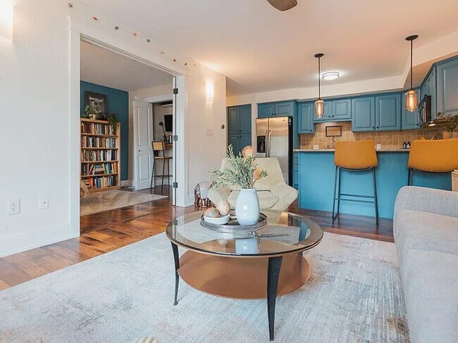 Building Photo - Great Condo near Old Town Fort Collins