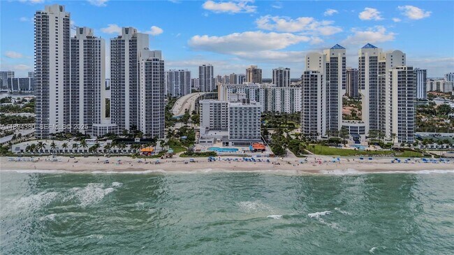 Building Photo - 19201 Collins Ave