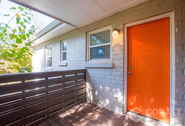 Building Photo - 271 Glen Iris Dr NE