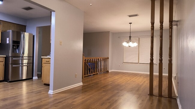 Building Photo - 717 Cara Jane Dr