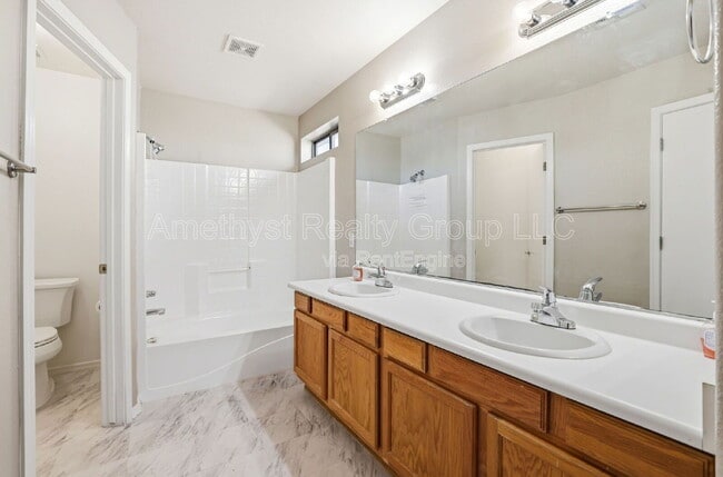 Building Photo - 3722 N 105th Dr