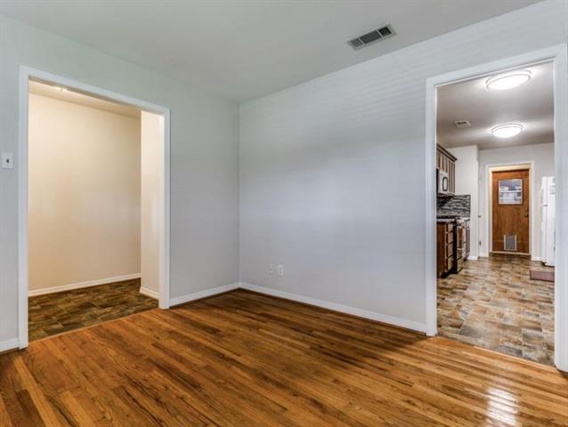 Building Photo - 1310 Kingsbridge Dr