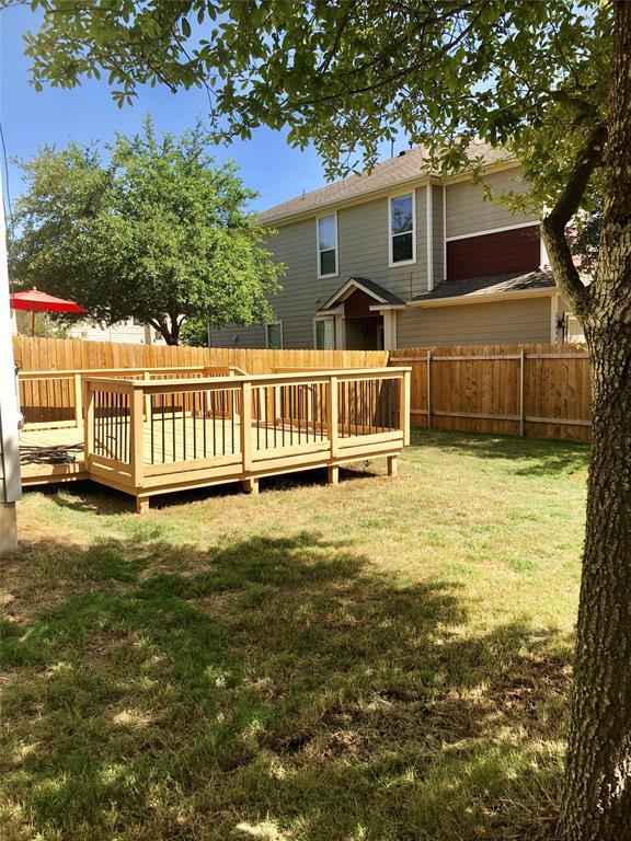 Building Photo - 2419 Allred Dr