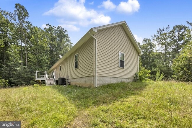 Building Photo - 11489 Lynx Dr
