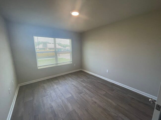 Building Photo - 20687 Mercury Dr