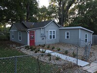 Building Photo - 7720 Elm Ave