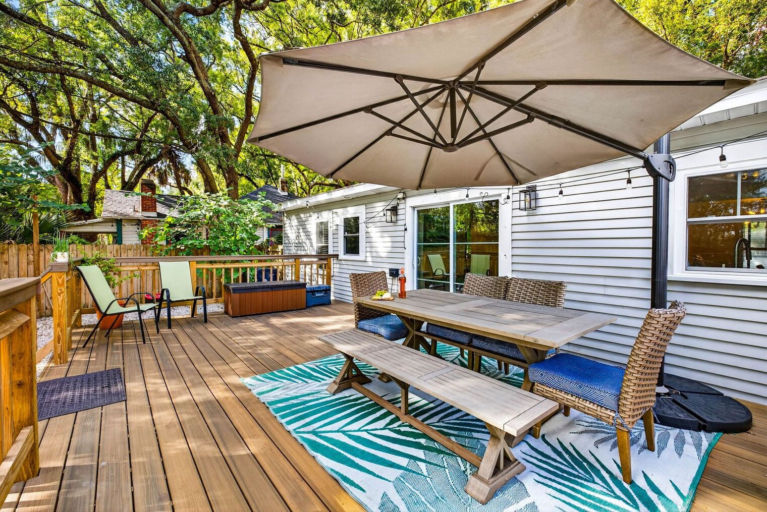 Building Photo - 1317 E Diana St