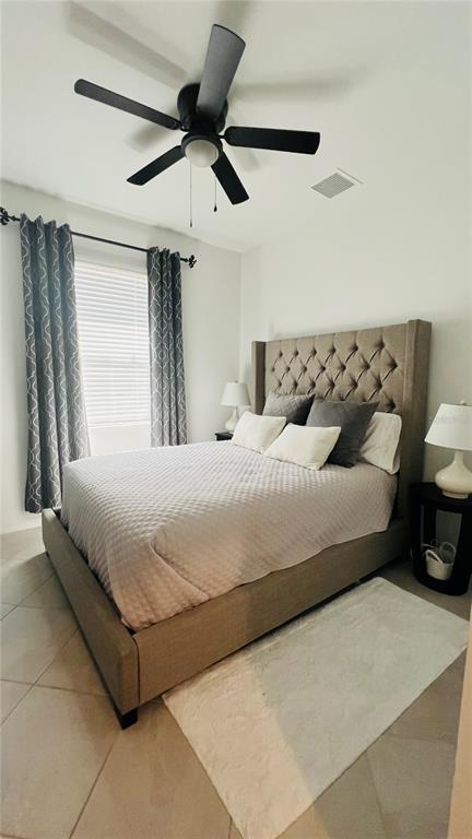 Building Photo - 1873 E Isles Rd