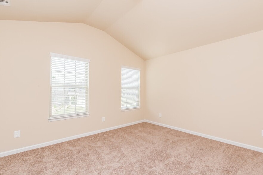 Building Photo - 803 Kite Way