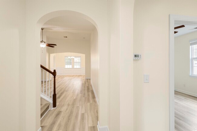 Building Photo - 3284 Saddlewood Cir