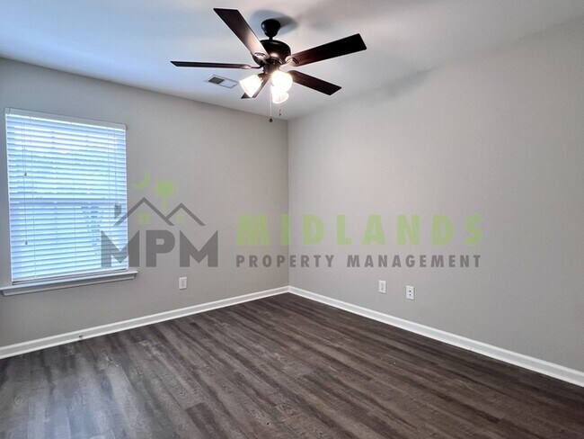 Building Photo - 112 Saluda Springs Ct