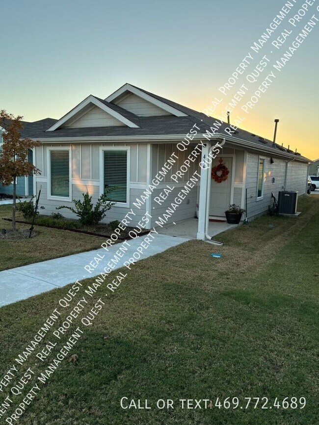 Primary Photo - 474 Reverie Wy