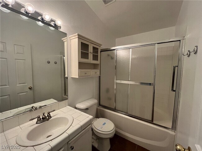 Building Photo - 3676 Renovah St