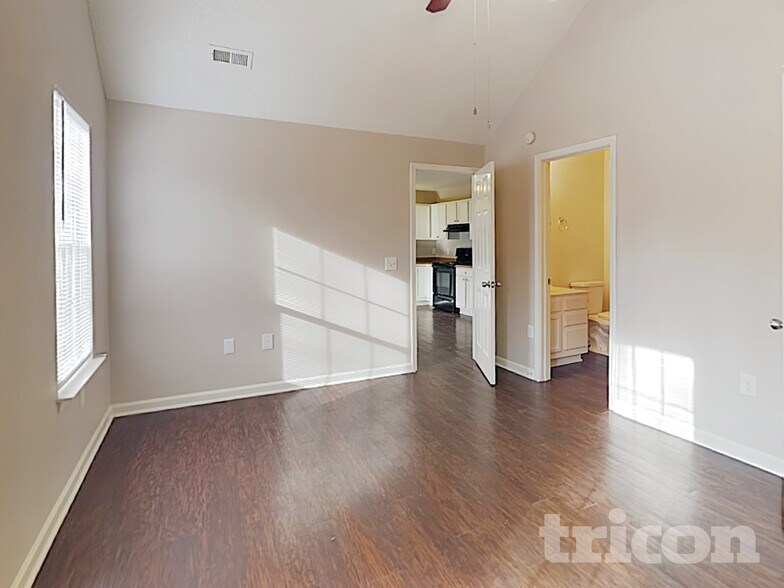 Building Photo - 979 Stinson Glen Ln