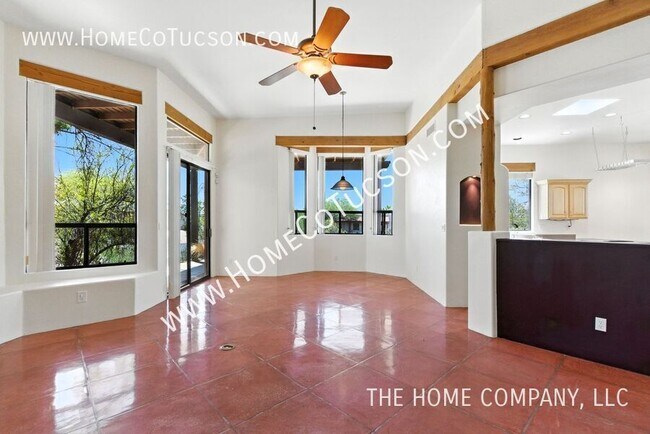 Building Photo - 1921 S Doubletree Ln