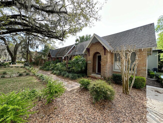 Building Photo - Cottages at Norman - 4 Bedroom 2 Bathroom ...