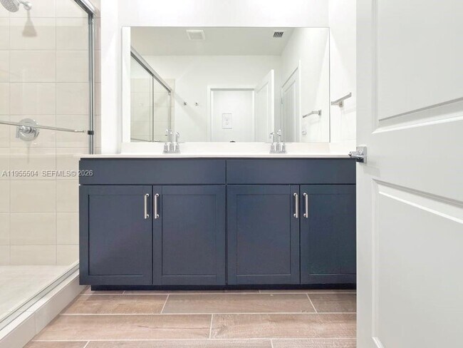 Building Photo - 0 NE 13th St