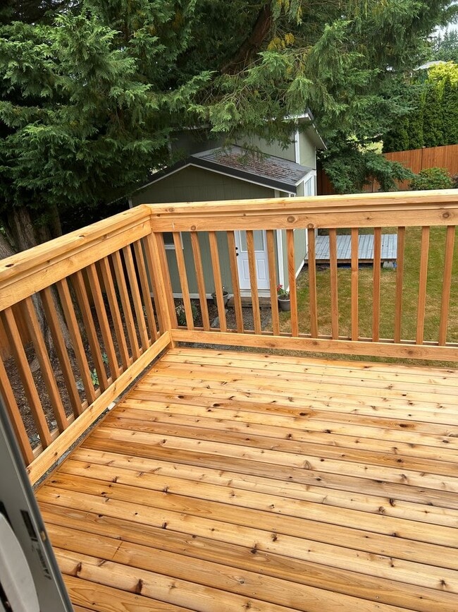 Building Photo - Spacious Gleneagle Gem with Unique Feature...