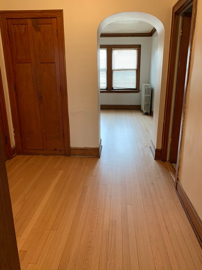 1852 Grove Ave 1852 Grove Ave Berwyn IL 60402 Apartment Finder