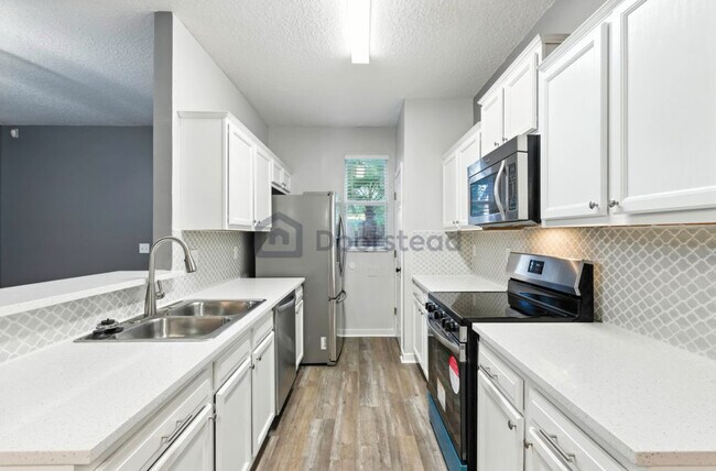 Building Photo - 74 Moultrie Village Ln