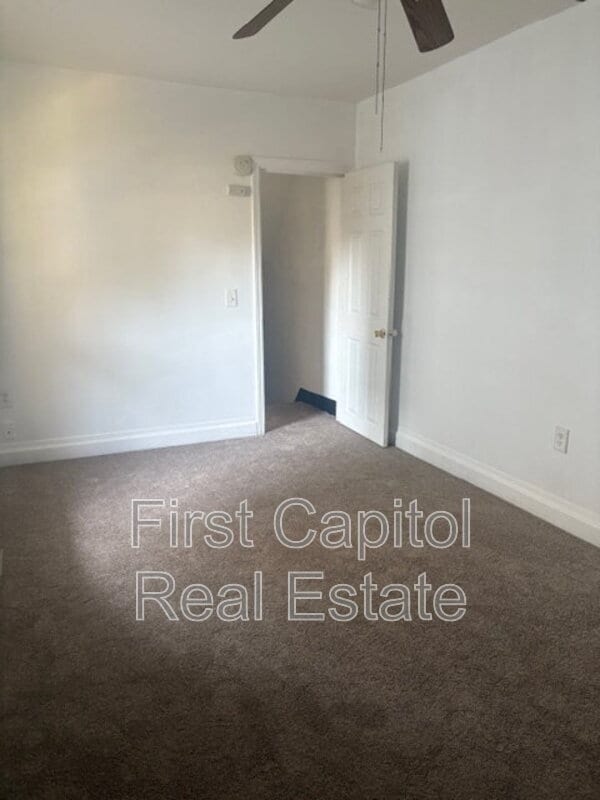 Building Photo - 107 S 4th St