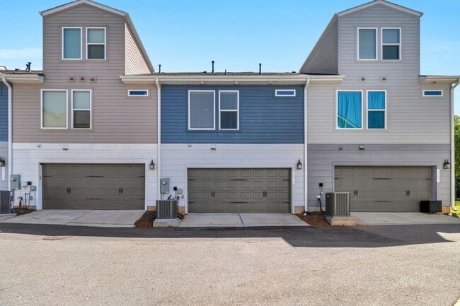 Building Photo - Move-In Ready Chic 3BR/2.5BA Brightwalk Ho...