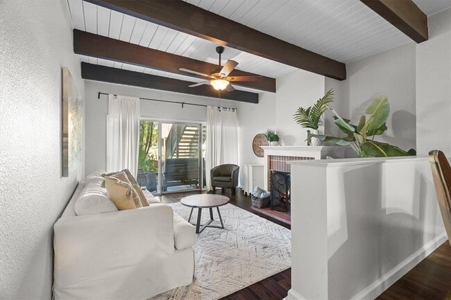 Building Photo - 784 E Michigan St