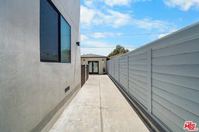 Building Photo - 12534 Gilmore Ave